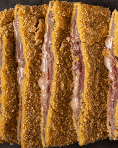 Foto detalle de cachopo asturiano en Valladolid